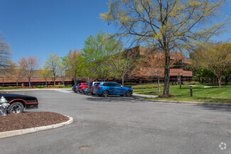 Plus de détails pour 4851 Lake Brook Dr, Glen Allen, VA - Bureau à louer