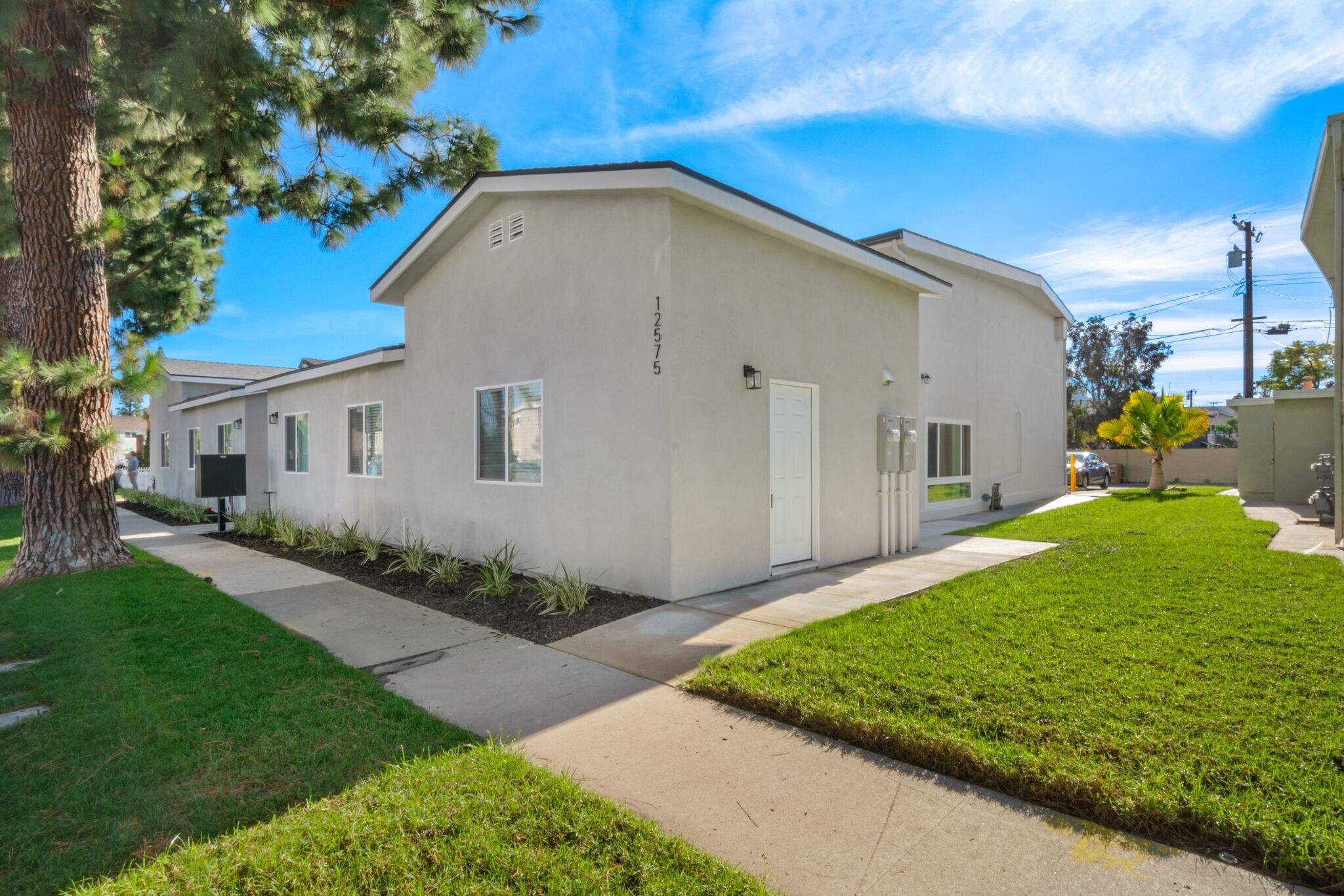 12571 Kensington Ln, Garden Grove, CA à vendre Photo principale– Image 1 sur 15