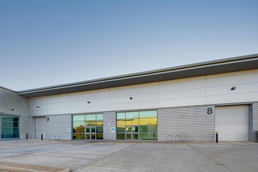 Europa Blvd, Warrington à louer - Photo de l’immeuble – Image 1 sur 10