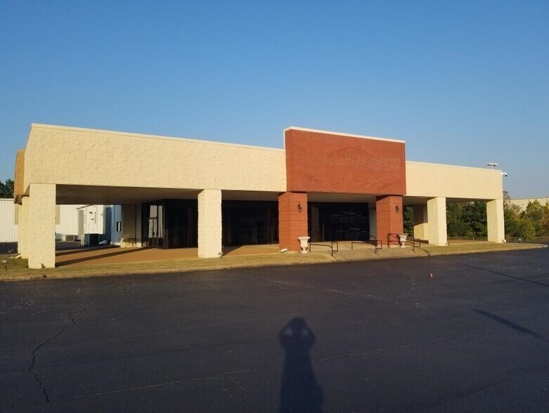 1170 US Highway 45, Henderson, TN à vendre - Photo de l’immeuble – Image 3 sur 32