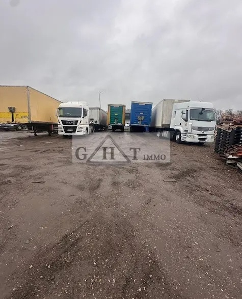 Industriel/Logistique dans Orly à louer - Photo de l’immeuble – Image 2 sur 5