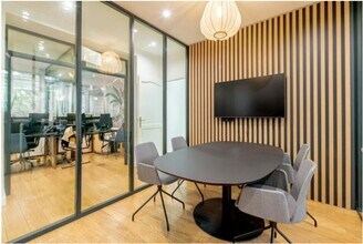 Rue De Paradis, Paris à louer Photo intérieure– Image 2 sur 4