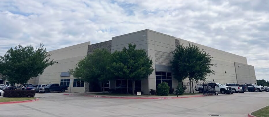 1000 Garden Ridge Blvd, Flower Mound, TX à louer Photo de l’immeuble– Image 1 sur 3