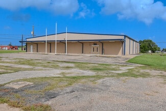 Plus de détails pour 116 S Avenue D, Freeport, TX - Local d'activités à louer