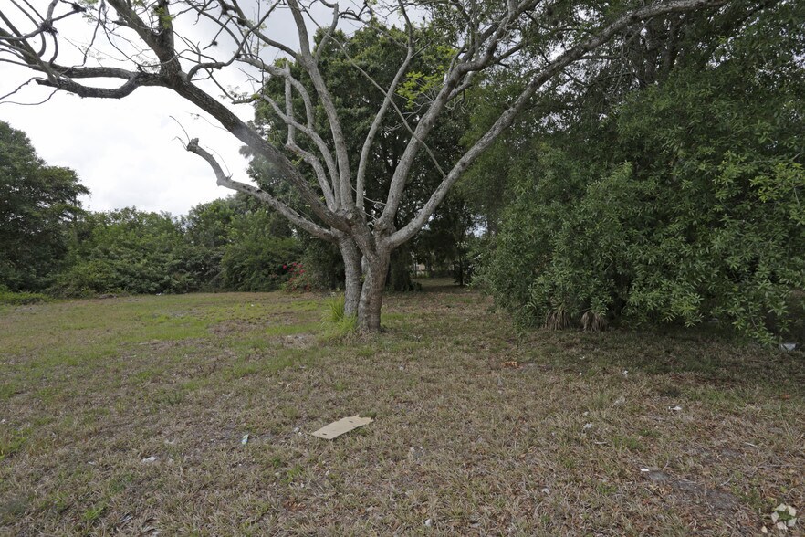 2428-2450 Fruitville Rd, Sarasota, FL à vendre - Photo principale – Image 1 sur 3