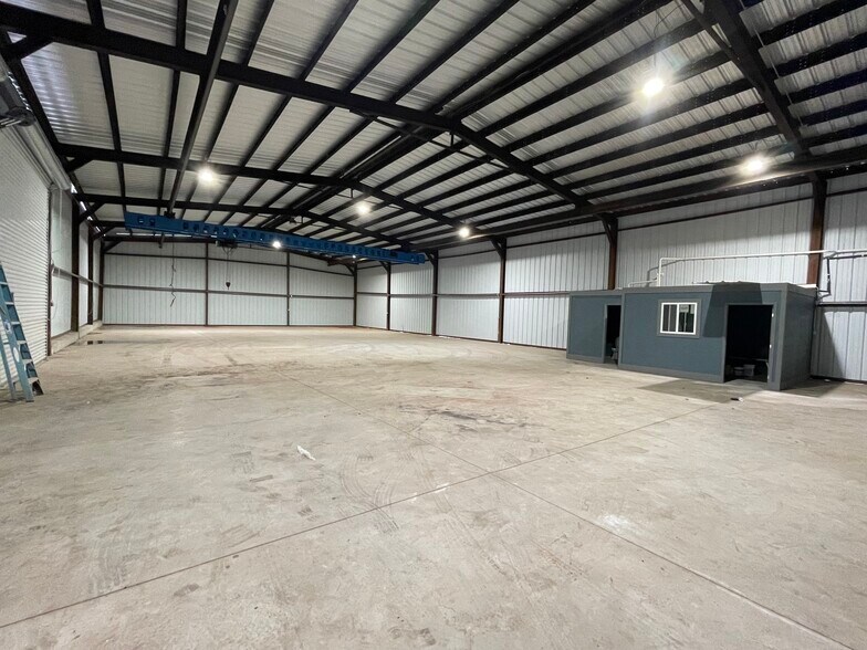 2514 W Point Ave, College Park, GA à vendre - Photo de l’immeuble – Image 2 sur 5
