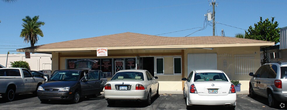 12731 McGregor Blvd, Fort Myers, FL à vendre - Photo de l’immeuble – Image 2 sur 3