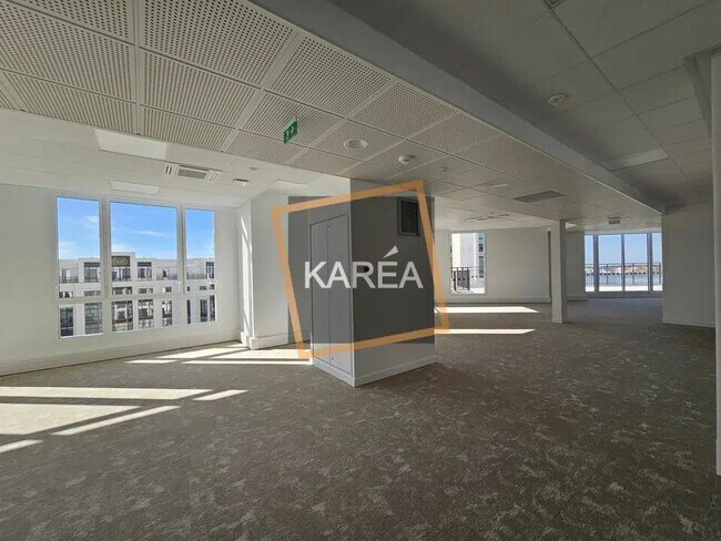 Plus de détails pour Bureau à vendre