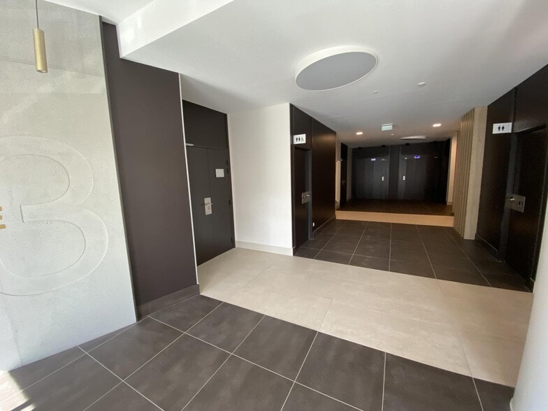 4 Rue Gaston Boyer, Reims à louer - Hall d’entrée – Image 1 sur 8