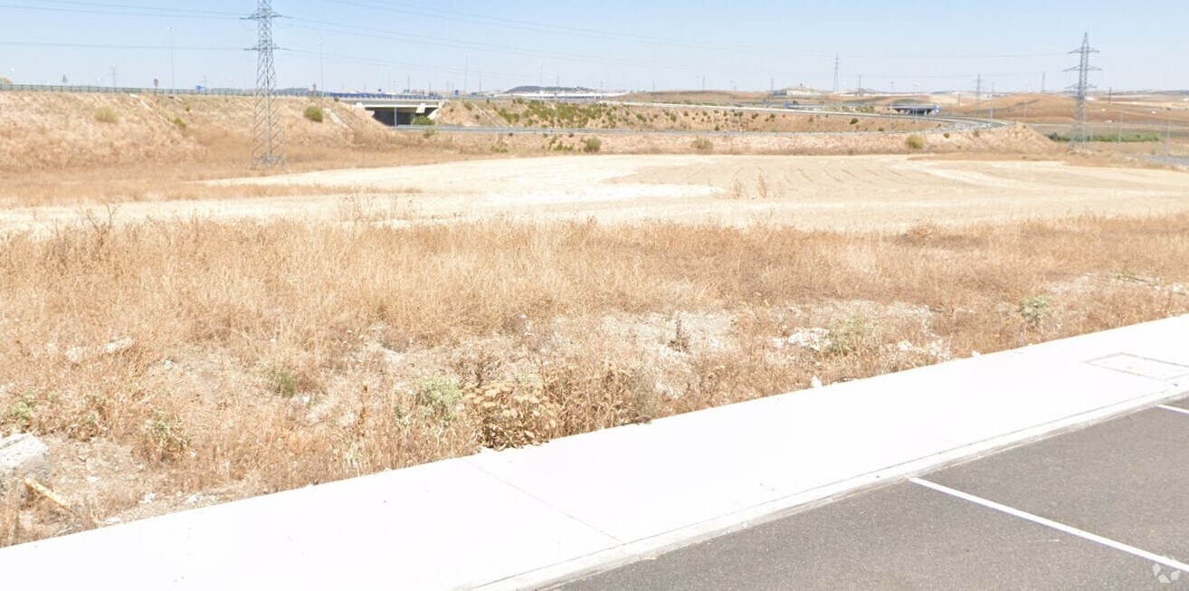 Terrain dans Numancia de la Sagra, Toledo à vendre Photo principale– Image 1 sur 2