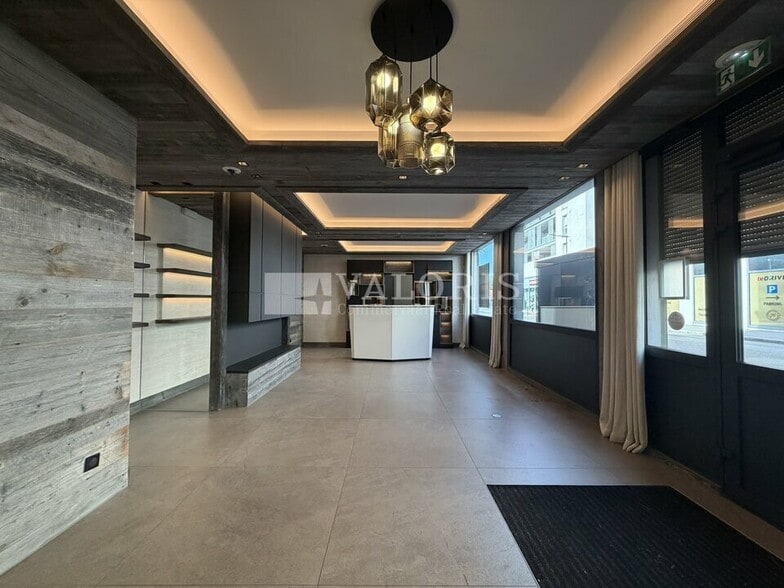 113 Avenue Charles De Gaulle, Tassin-la-Demi-Lune à louer - Hall d’entrée – Image 2 sur 12