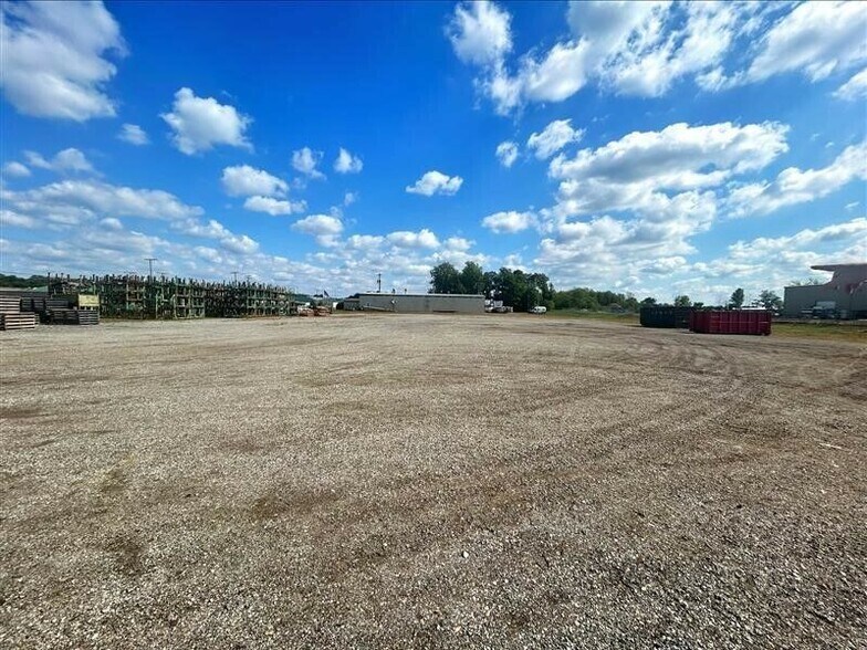 881 Lakota Ln, Bristol, IN à louer - Photo principale – Image 1 sur 1