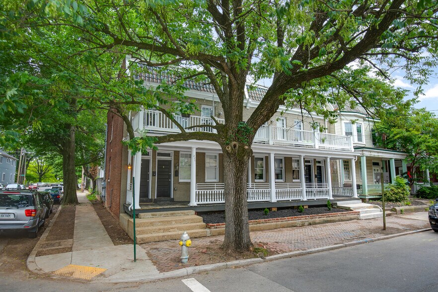 2203 W Cary St, Richmond, VA à vendre - Photo de l’immeuble – Image 2 sur 20
