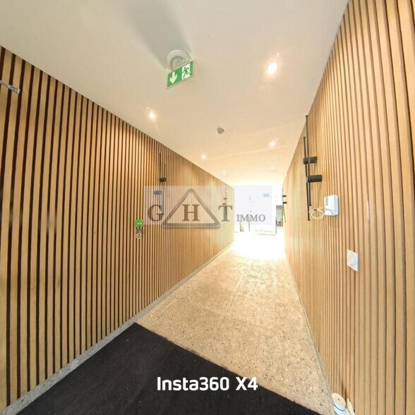 Bureau dans Créteil à louer - Hall d’entrée – Image 3 sur 7