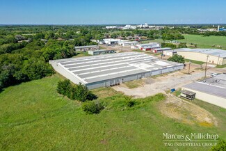 Plus de détails pour 2407 N Preston St, Ennis, TX - Local d'activités, Industriel/Logistique à louer