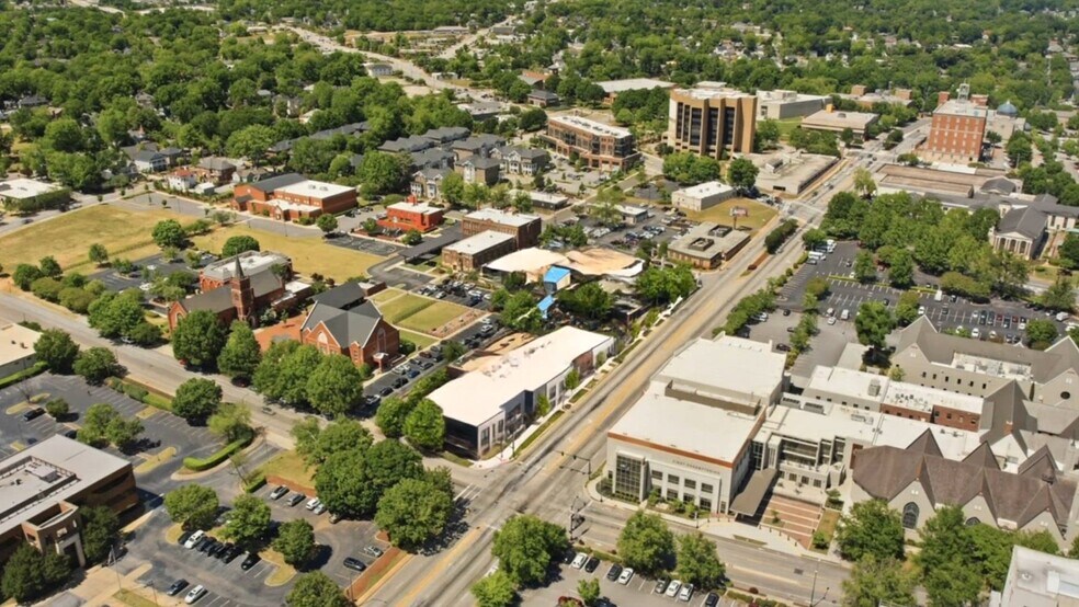 Academy Street Properties portefeuille de 2 biens à vendre sur LoopNet.fr - Vidéo sur l’annonce professionnelle – Image 2 sur 24