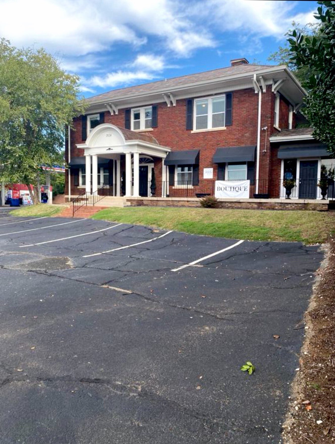 1824 E Main St, Spartanburg, SC à louer Photo de l’immeuble– Image 1 sur 2