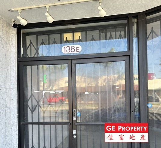 138 E Garvey Ave, Monterey Park, CA à louer - Photo de l’immeuble – Image 3 sur 6