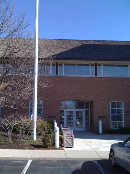 920 S Waukegan Rd, Lake Forest, IL à louer - Photo de l’immeuble – Image 2 sur 5