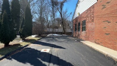 855 Farmington Ave, Farmington, CT à louer - Vidéo sur l’annonce professionnelle 