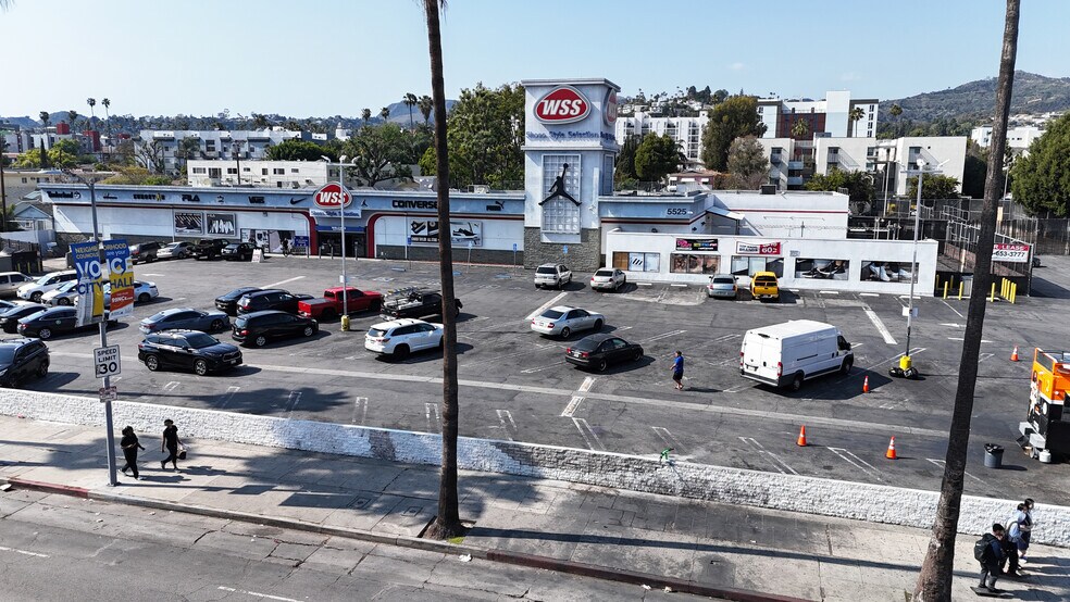 5525 W Sunset Blvd, Los Angeles, CA à louer - Photo de l’immeuble – Image 3 sur 5