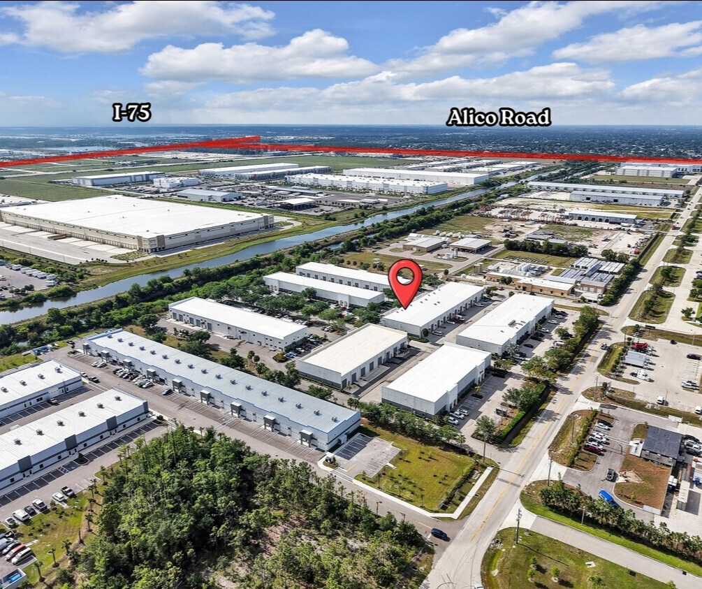 8801 Business Park Dr, Fort Myers, FL à vendre Photo de l’immeuble– Image 1 sur 29