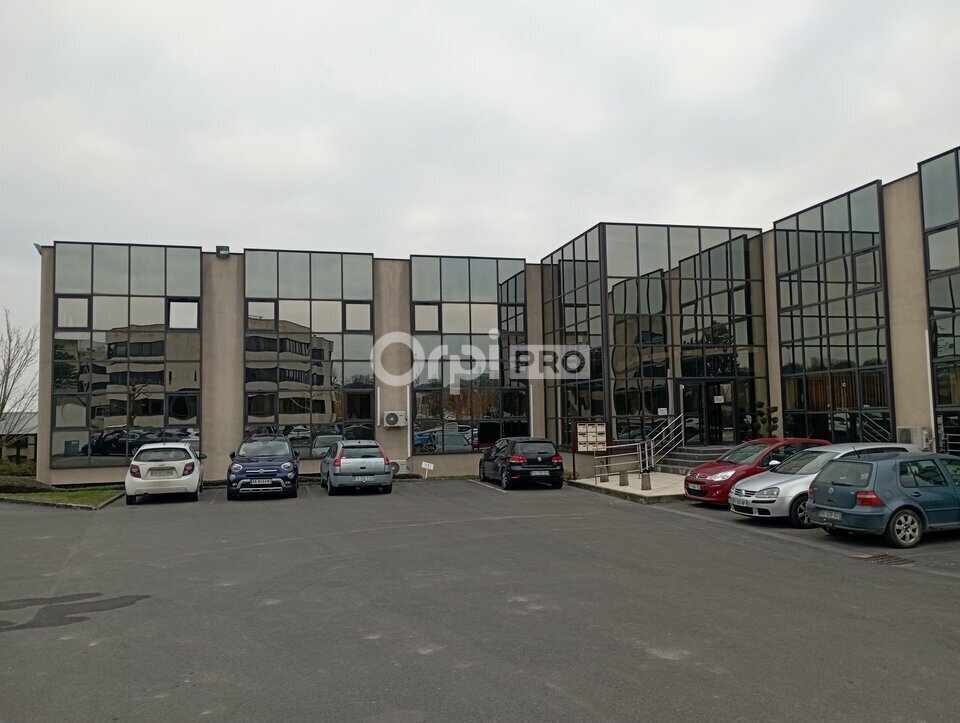Bureau dans Reims à louer Photo de l’immeuble– Image 1 sur 9