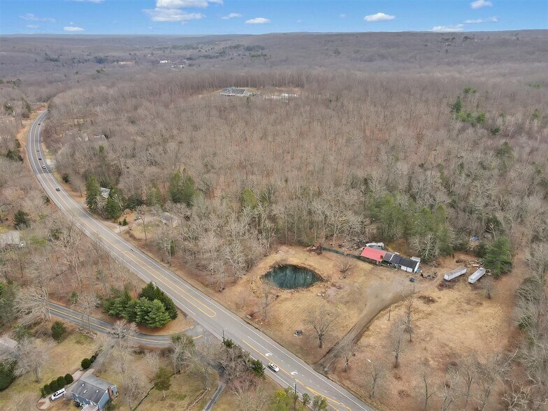 664 Route 6, Andover, CT à vendre - Photo de l’immeuble – Image 2 sur 17