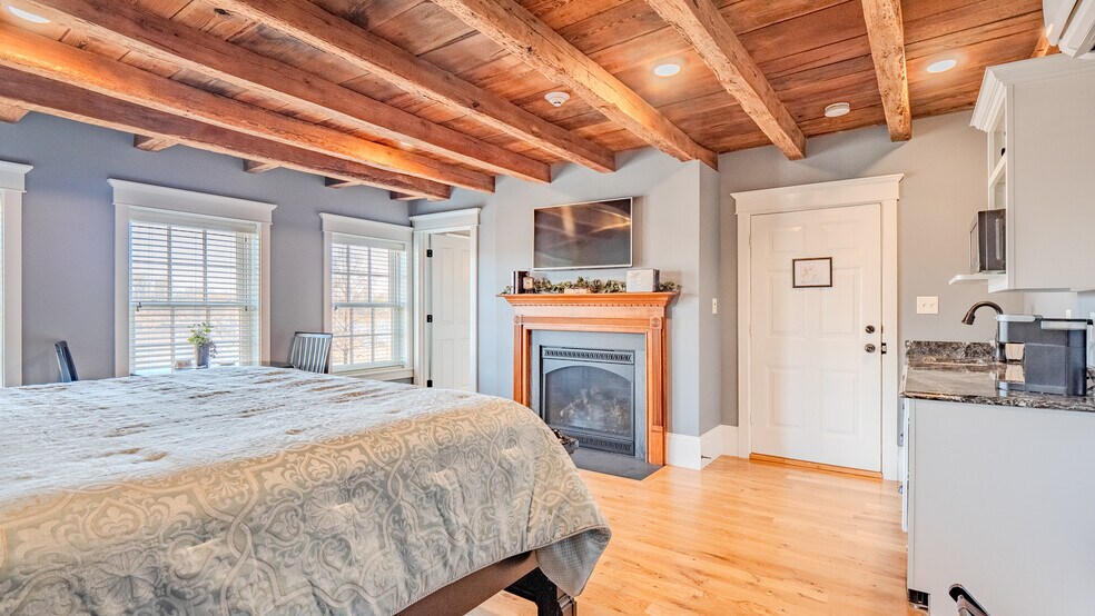 208-210 Wharf St, Hermann, MO à vendre - Photo intérieure – Image 3 sur 27