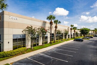 Plus de détails pour 7003 Presidents Dr, Orlando, FL - Local d'activités à louer