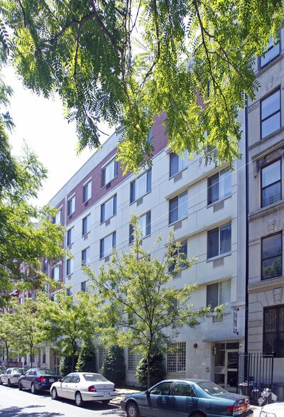 132 W 112th St, New York, NY à louer - Photo de l’immeuble – Image 2 sur 2