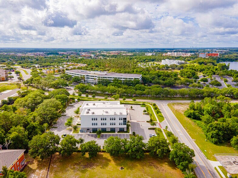 4715 Data Ct, Orlando, FL à vendre - Photo de l’immeuble – Image 3 sur 42