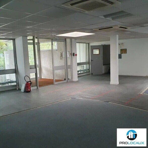 Local d’activités dans Meylan à louer - Photo intérieure – Image 2 sur 5
