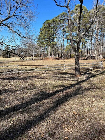75 Hillandale Dr, Russellville, AL à louer - Photo de l’immeuble – Image 3 sur 7