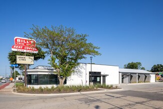 Plus de détails pour 211 N Elm St, Arlington, TX - Local commercial à louer