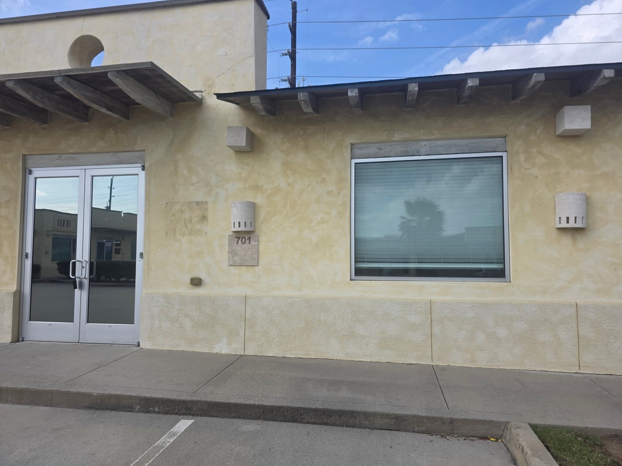 25329 Budde Rd, The Woodlands, TX à louer Photo intérieure– Image 1 sur 10