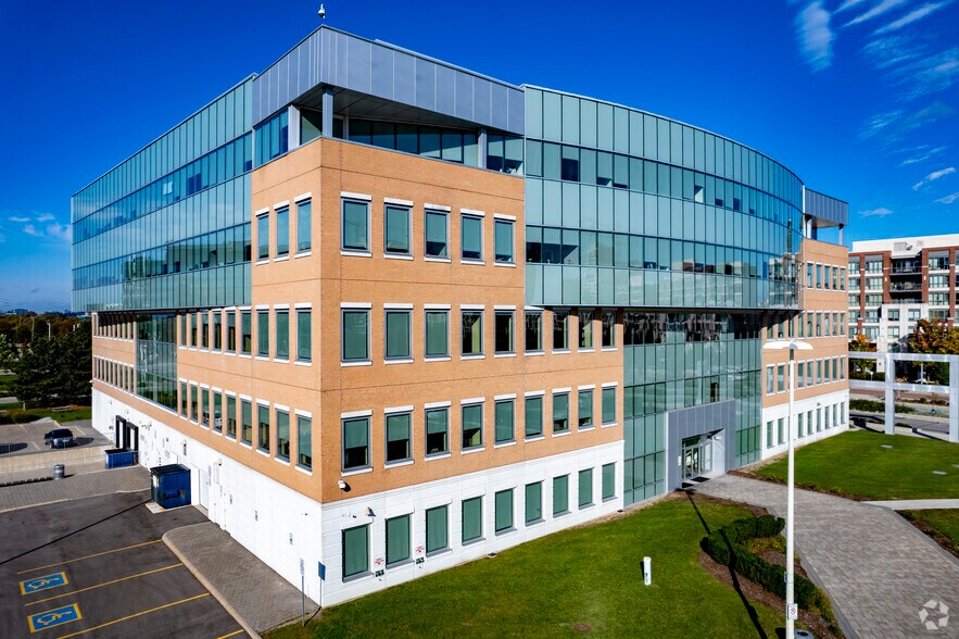 85 Enterprise Blvd, Markham, ON à louer - Photo de l’immeuble – Image 2 sur 7