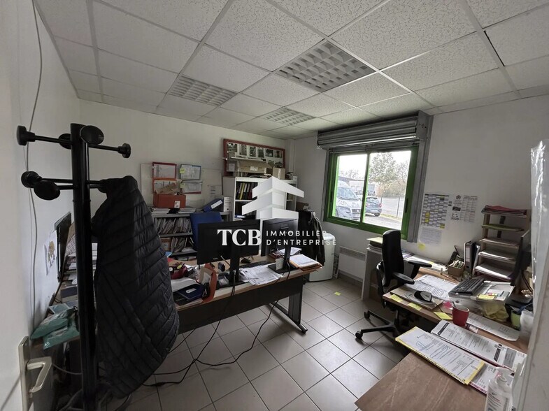 Local d’activités dans Haute-Goulaine à louer - Photo de l’immeuble – Image 3 sur 8