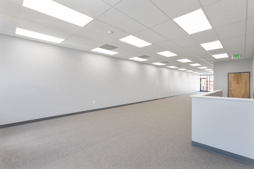 6810 Eastern Ave, Baltimore, MD à louer - Photo de l’immeuble – Image 3 sur 21