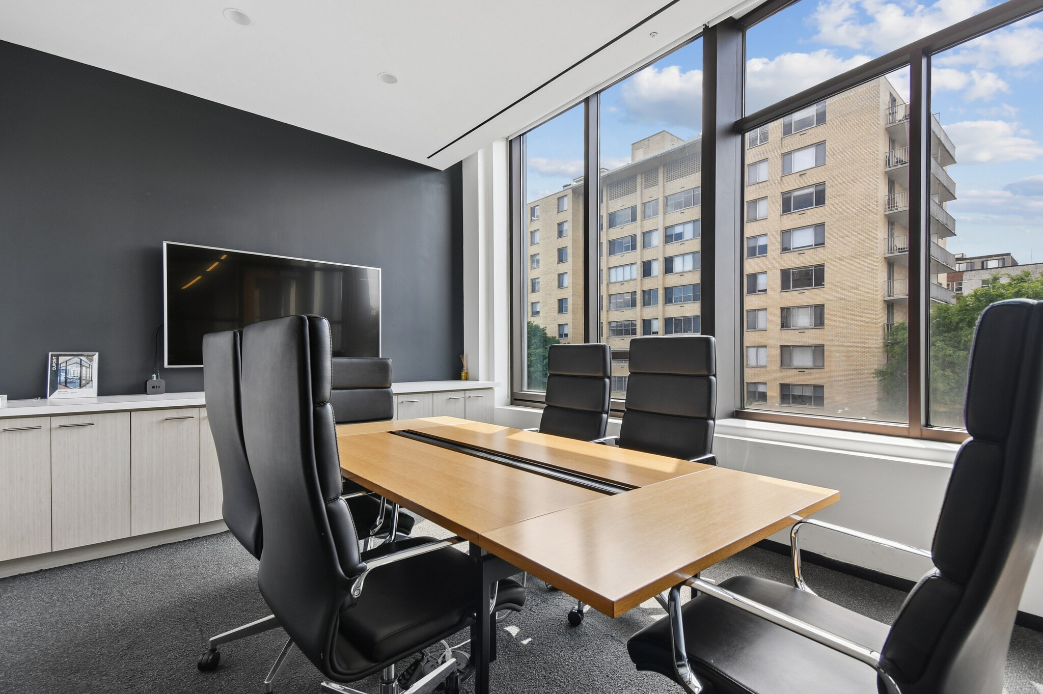 1313-1317 14th St, Washington, DC à vendre Photo intérieure– Image 1 sur 4