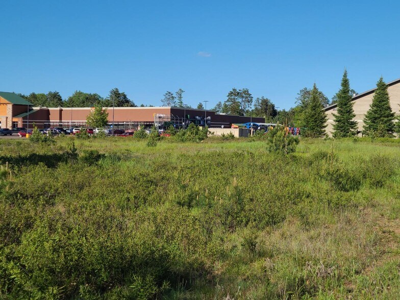 9836 Plaza Dr., Minocqua, WI à vendre - Autre – Image 1 sur 3
