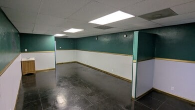 2457-2459 E Commercial Blvd, Fort Lauderdale, FL à louer Photo intérieure– Image 1 sur 3
