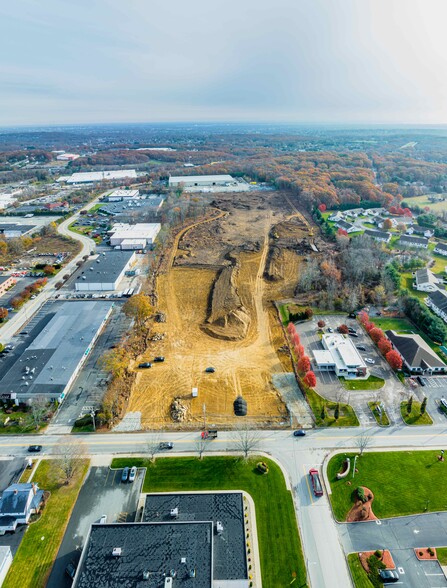 Comstock Pky, Cranston, RI à vendre - Photo de l’immeuble – Image 1 sur 4