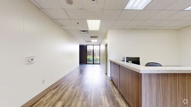 9250 Amberton Pky, Dallas, TX à louer Numérisation 3D Matterport– Image 1 sur 15