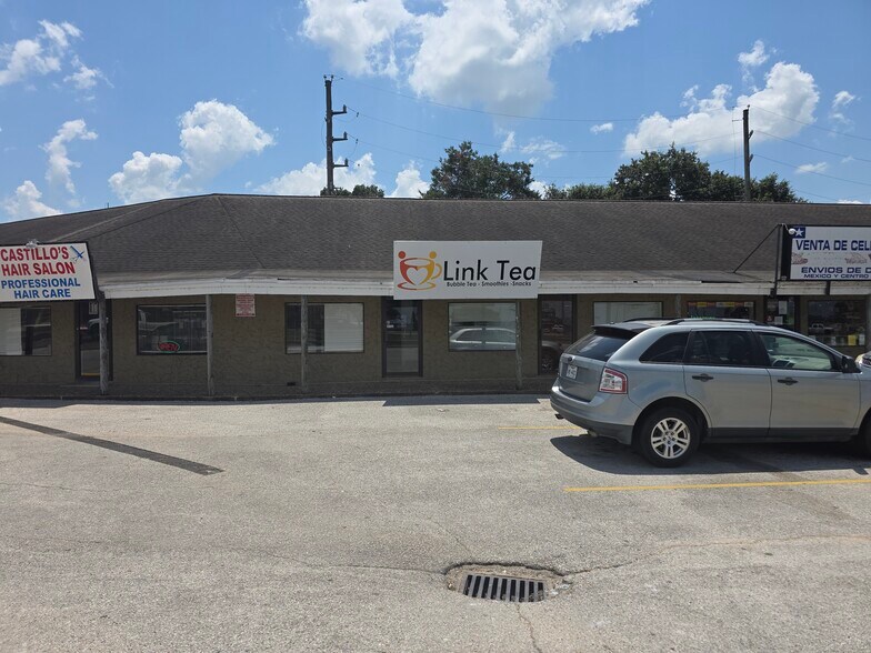 418 Highway 90 W, Sealy, TX à louer - Photo de l’immeuble – Image 2 sur 23