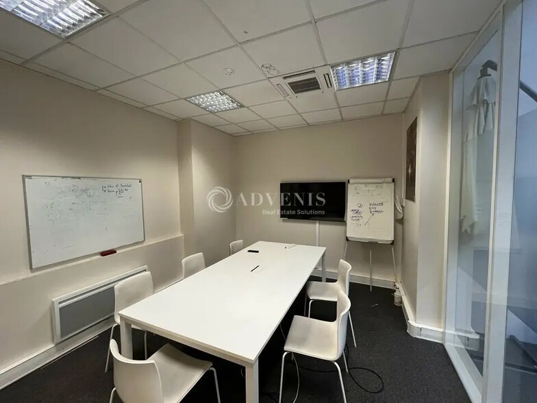 Bureau dans Vincennes à louer - Photo intérieure – Image 2 sur 12