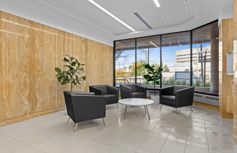 1431 Merivale Rd, Ottawa, ON à louer - Photo intérieure – Image 3 sur 4
