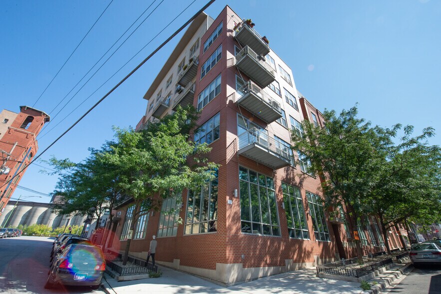 824 W Superior St, Chicago, IL à vendre - Photo principale – Image 2 sur 2