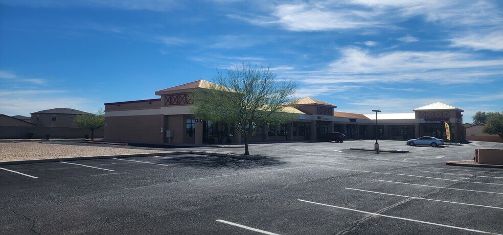 3860 N Pinal Ave, Casa Grande, AZ à louer - Photo de l’immeuble – Image 2 sur 11