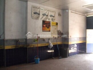 Plus de détails pour Local commercial à vendre